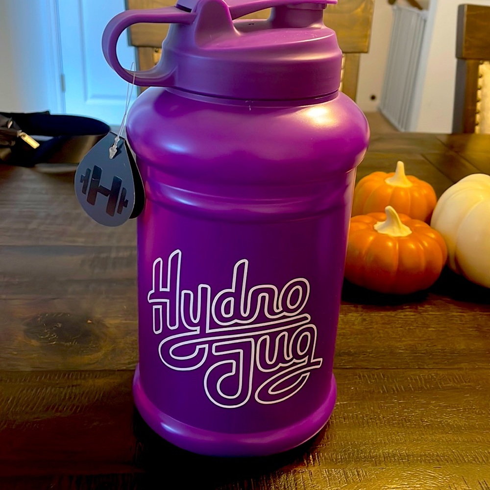 HydroJug retro purple NWT